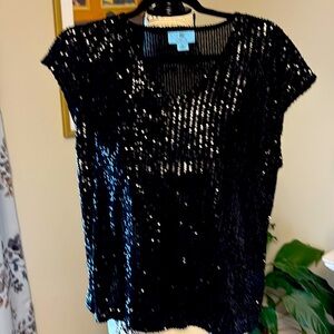 V-neck all black sequined tee from Dillards CeCe with stretch